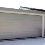 Dvojgaráž s doplnkami v bielom hliníku