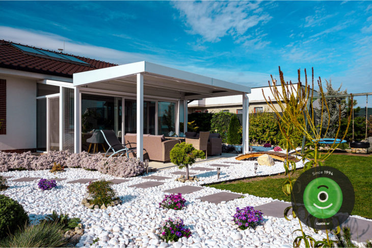 GARDEON pergola v záhrade