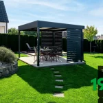 Pergola s kovovými výplňami