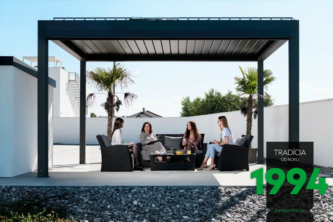 Ülőhely a bioklimatikus pergola alatt