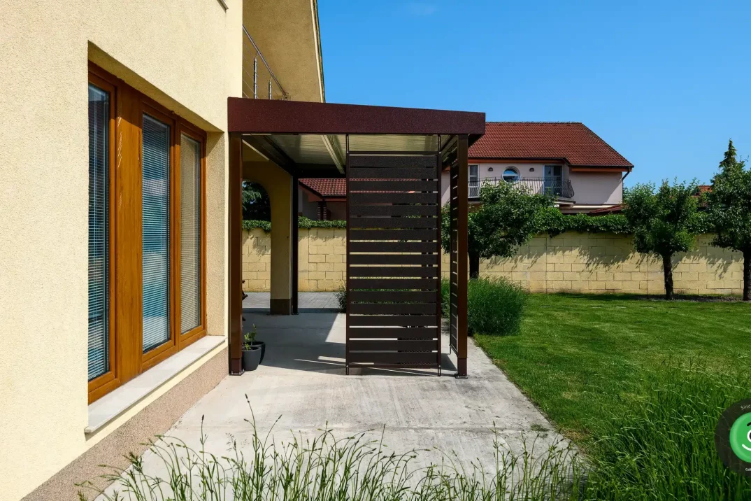 GARDEON pergola ház előtt 3
