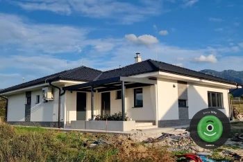 Terasz és bejárati előtető