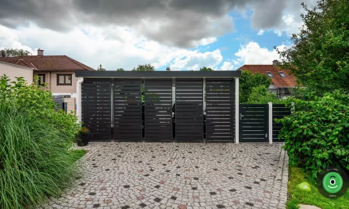 A GARDEON előtető hátsó fala fém betéttel