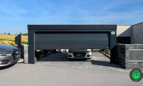 GARDEON kocsibeálló Hörmann garázskapuval