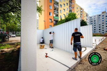 Panelek rögzítése