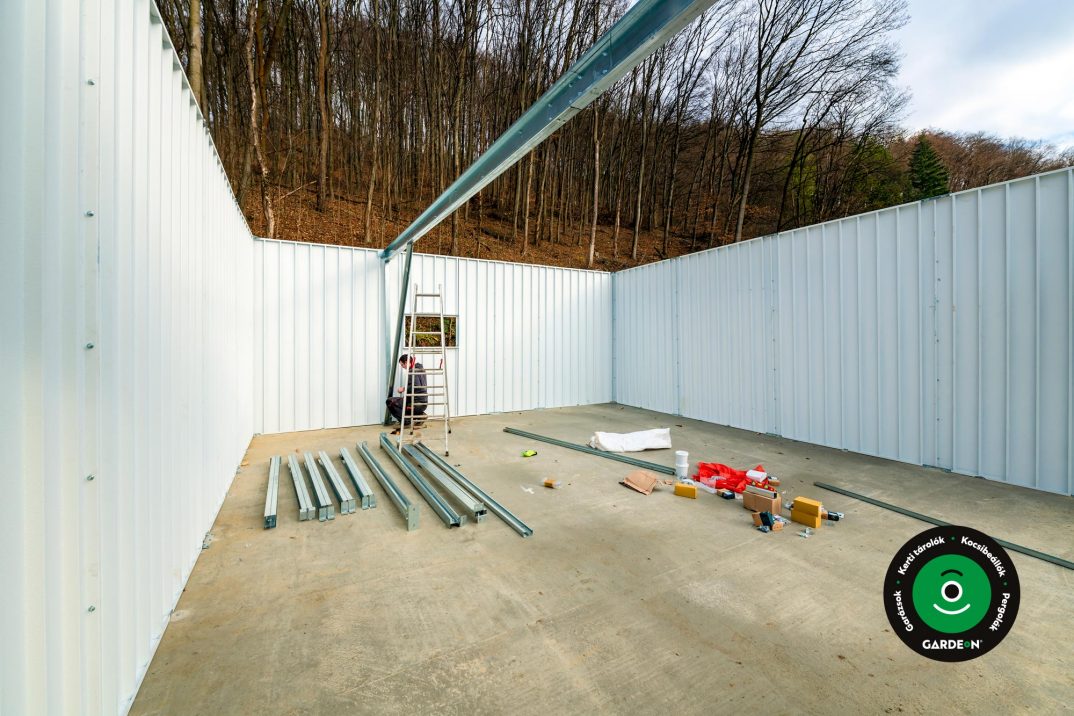 Szerszámok a garázs telepítéséhez